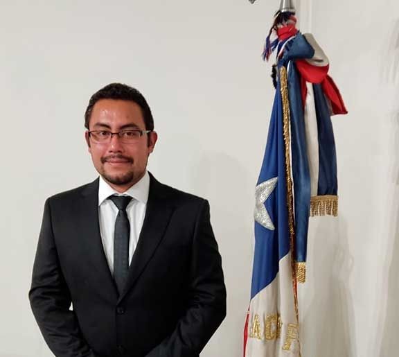 Cesar Vicuña Pino