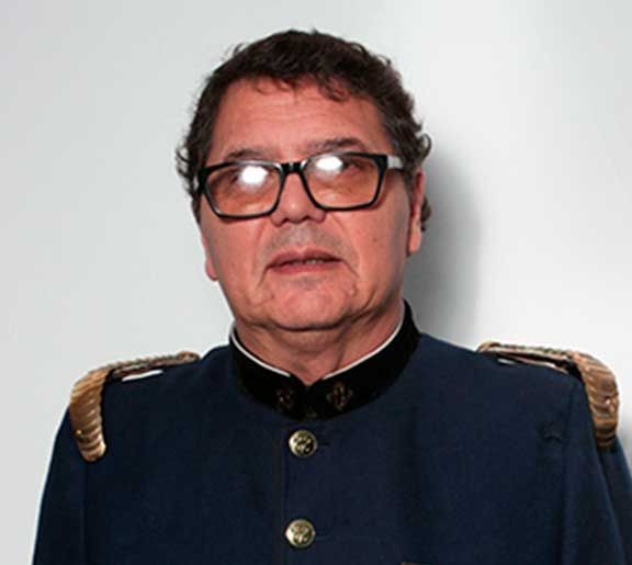 Patricio Contreras L.